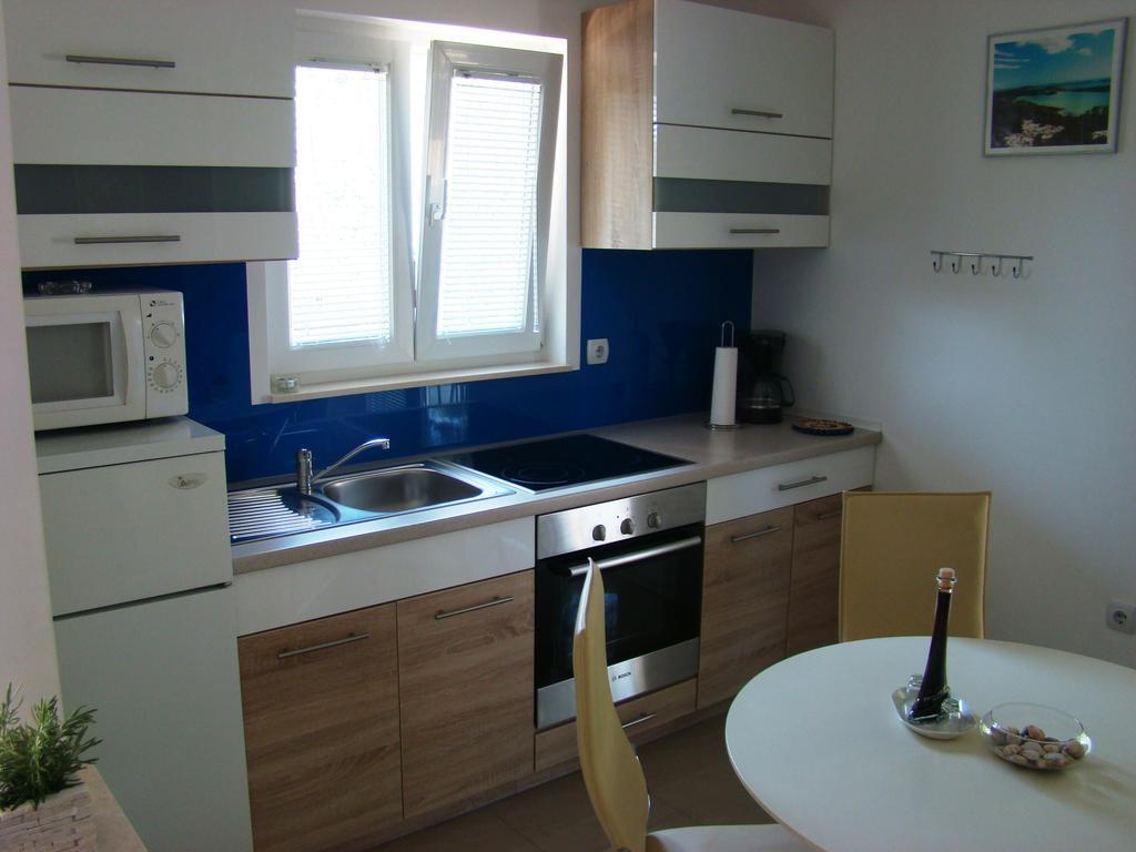Apartments Pinus พิโรวัซ ห้อง รูปภาพ