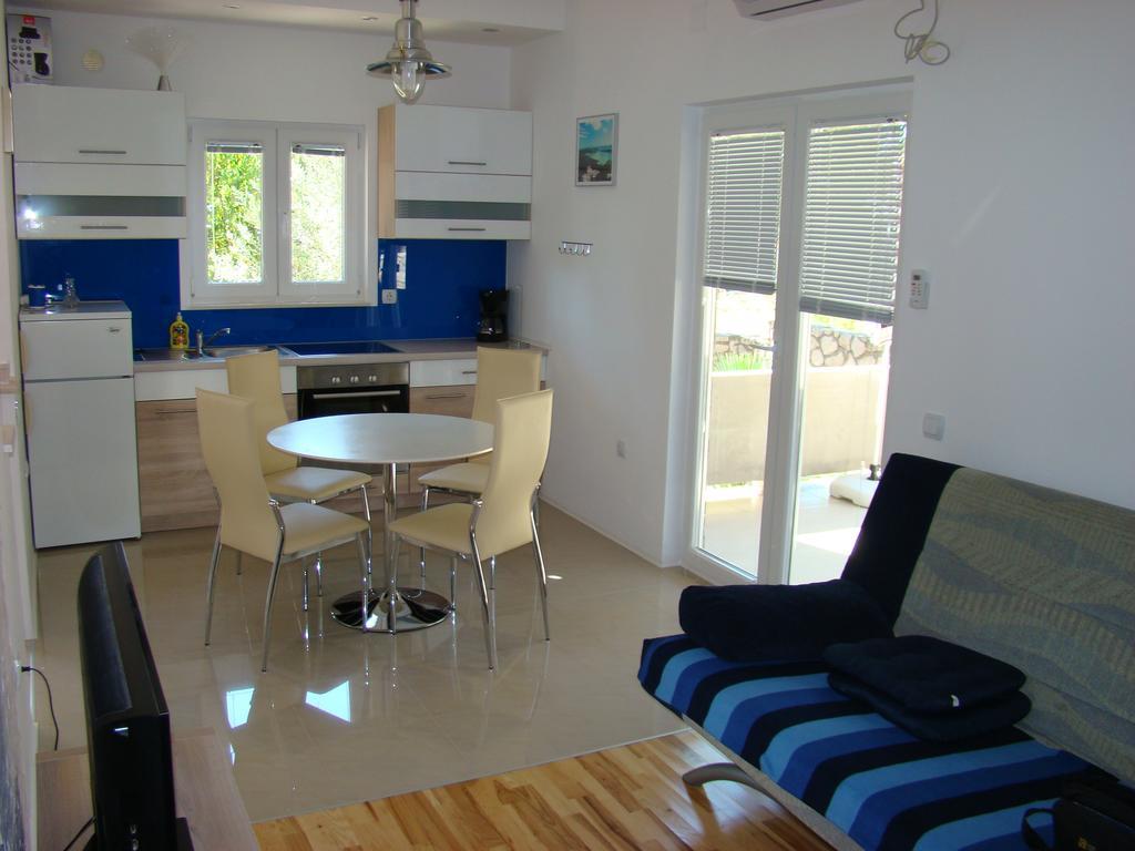 Apartments Pinus พิโรวัซ ห้อง รูปภาพ